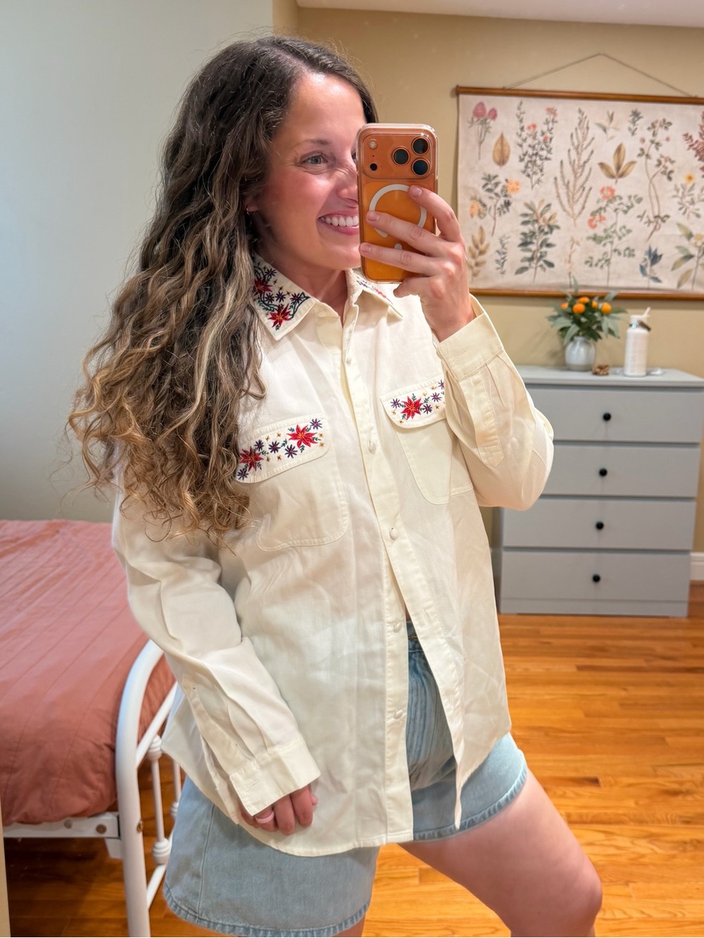 Vintage Karen Scott Cream Button-Down Shirt with Red & Blue Floral Embroidery L